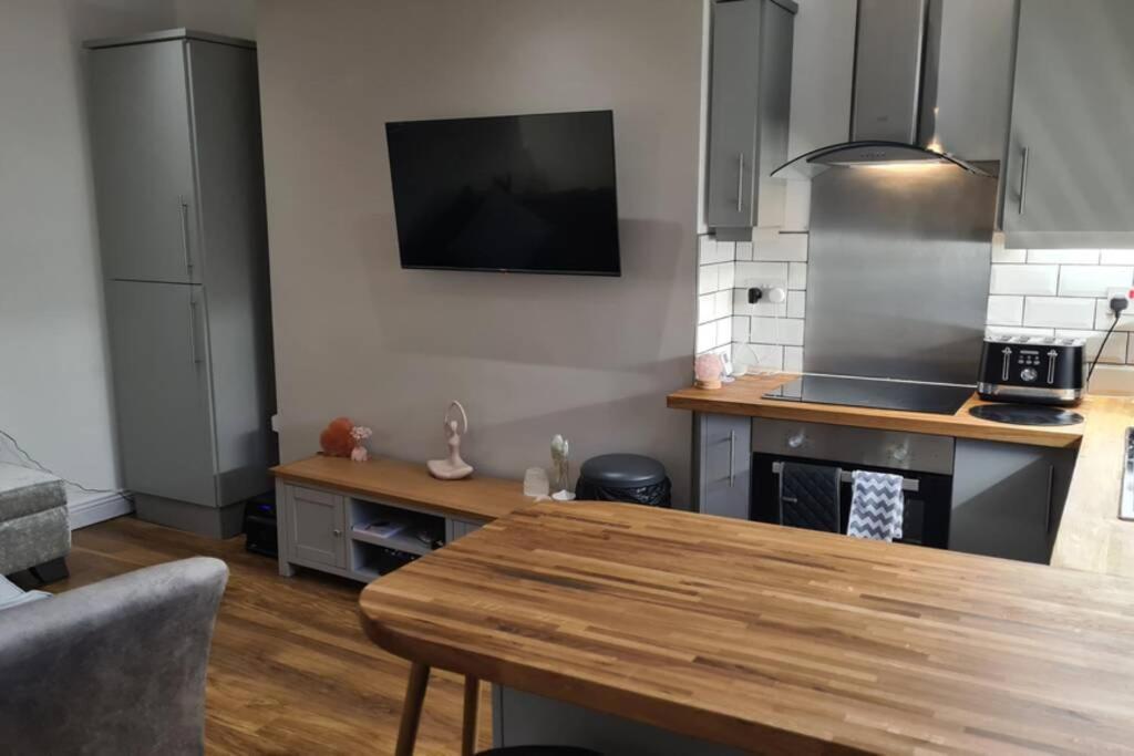 Crystal Cottage - 5 Min Walk From Holmfirth Town Centre Extérieur photo